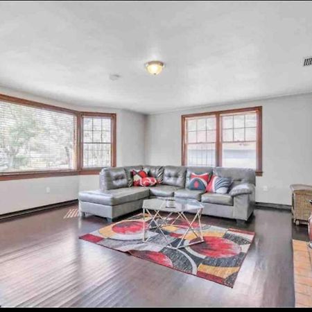 Comfy Pet Friendly Home In Jacksonville Mins To Downtown'S Eksteriør billede